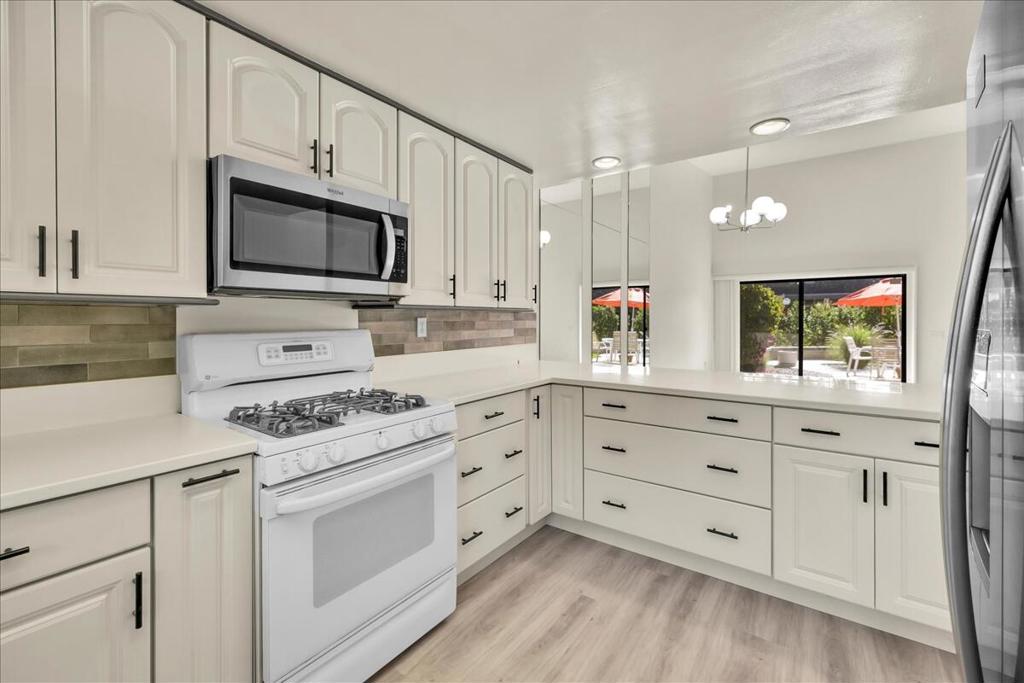 1293 Tiffany Circle N