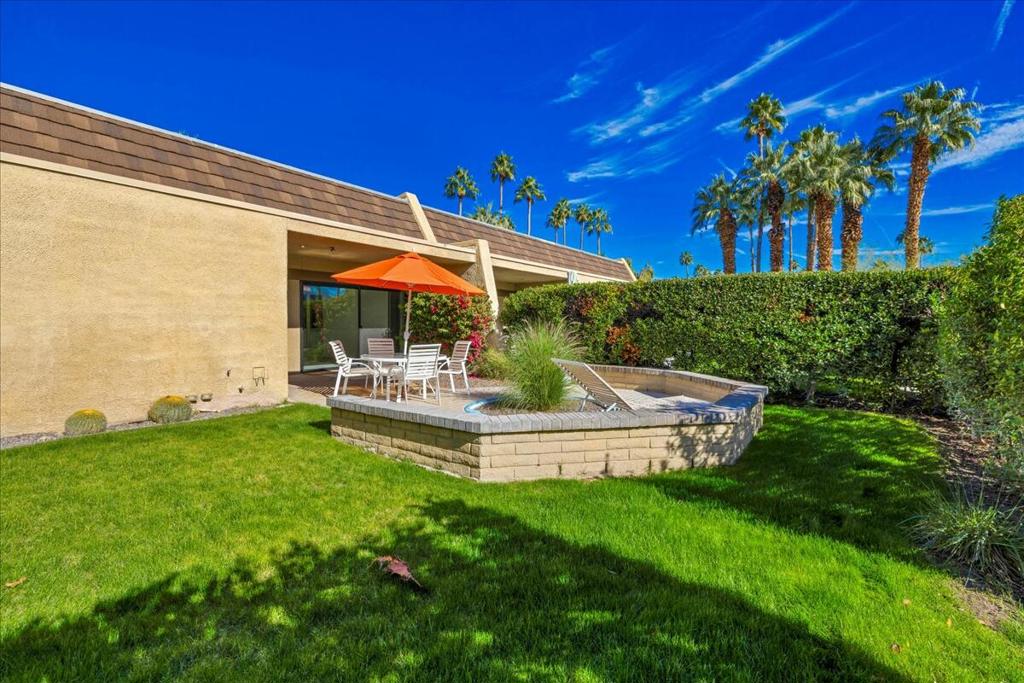 1293 Tiffany Circle N