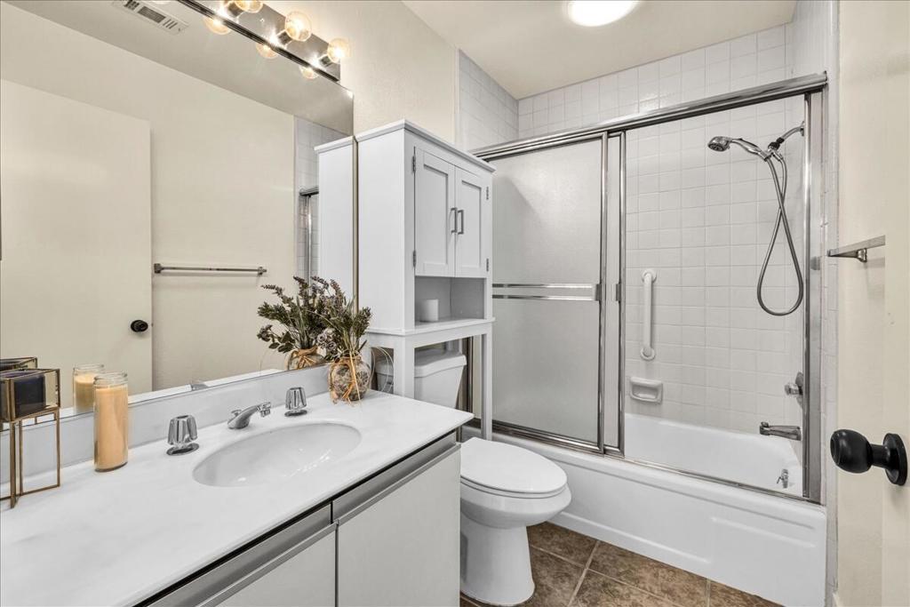 1293 Tiffany Circle N