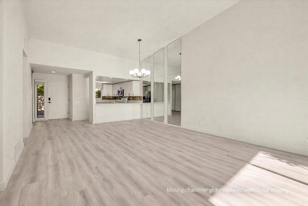 1293 Tiffany Circle N