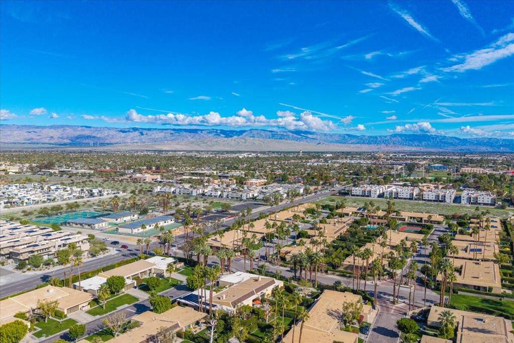 1293 Tiffany Circle N