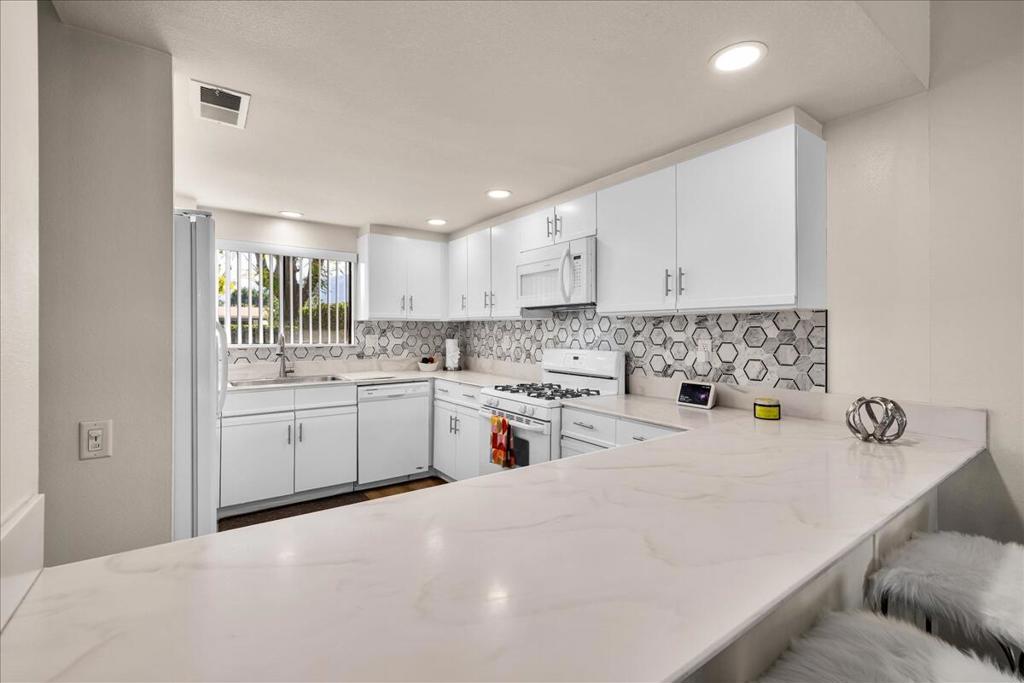 1254 Tiffany Circle N