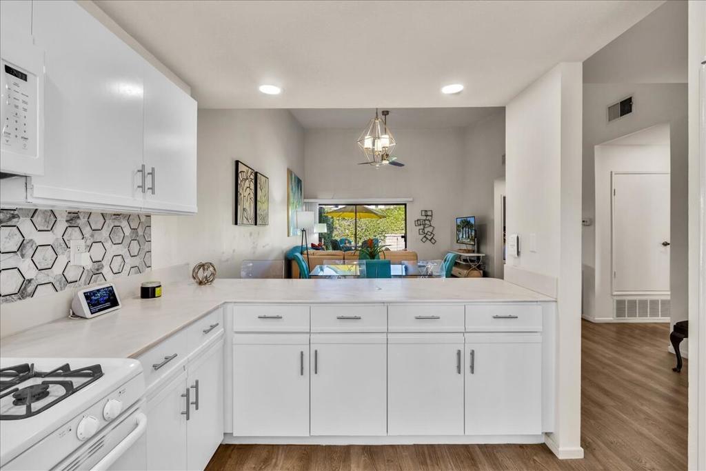 1254 Tiffany Circle N