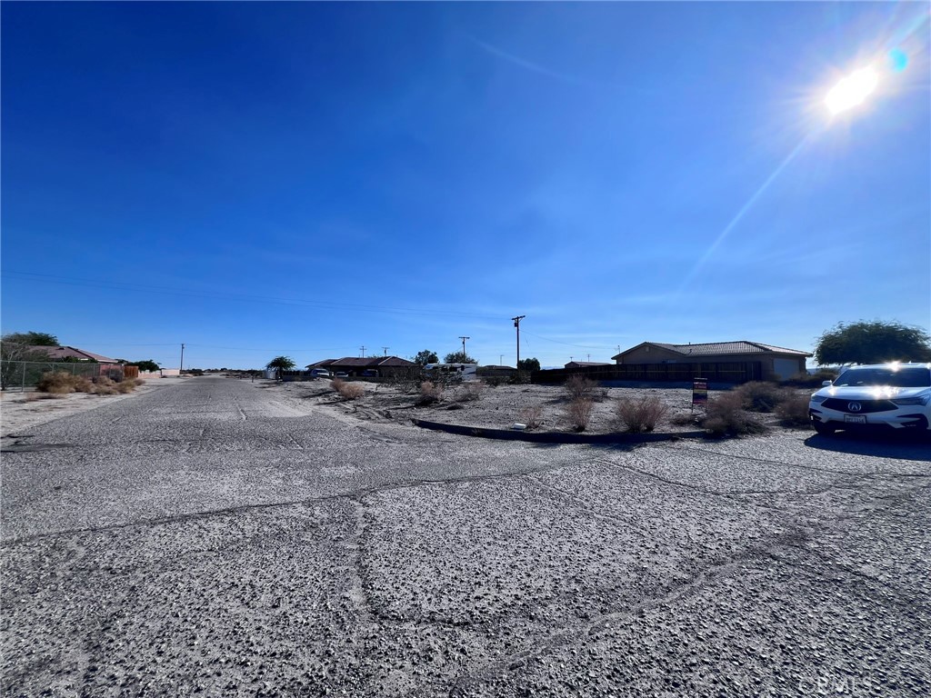 1349 Carpenteria Avenue