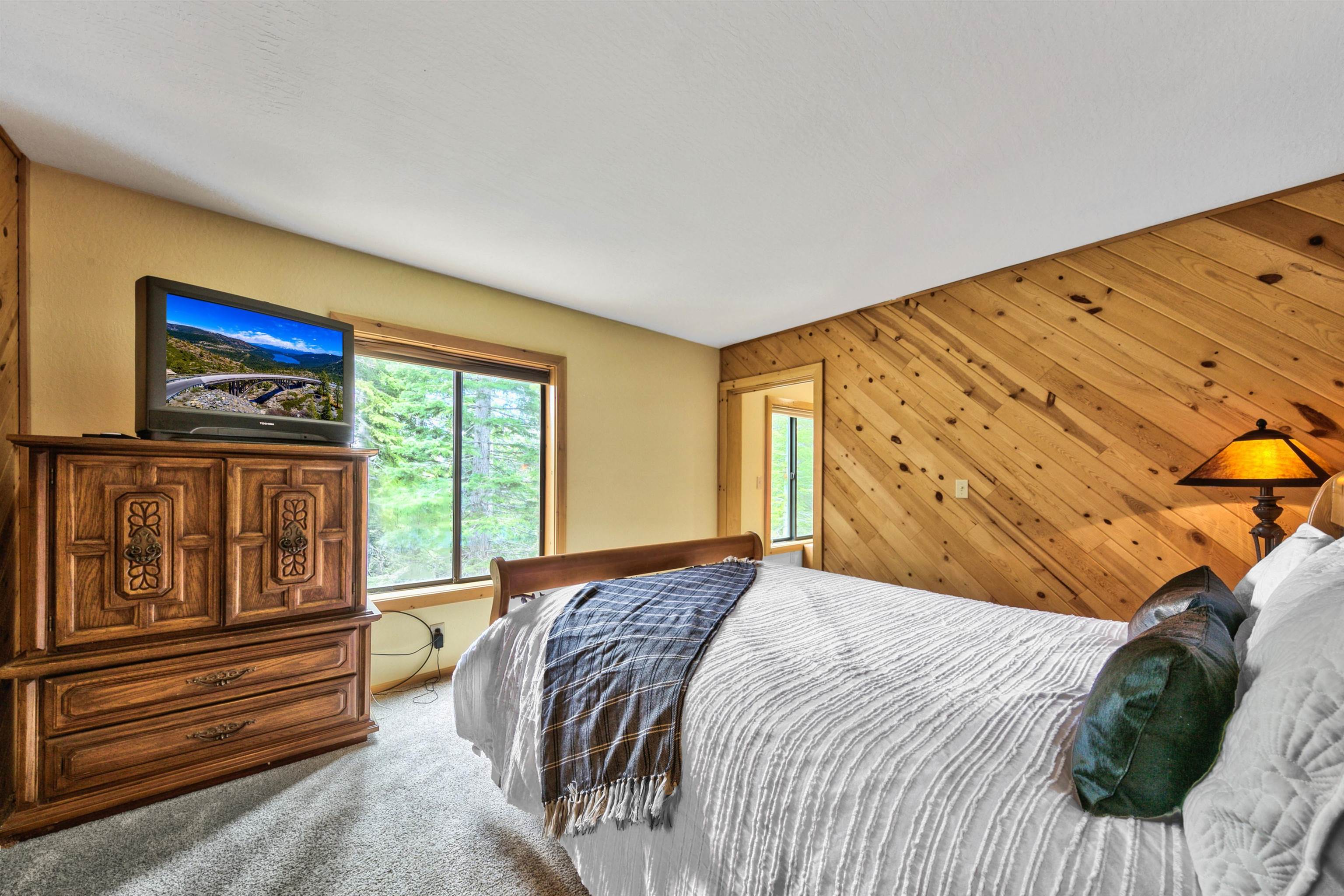 12525 Falcon Point Place