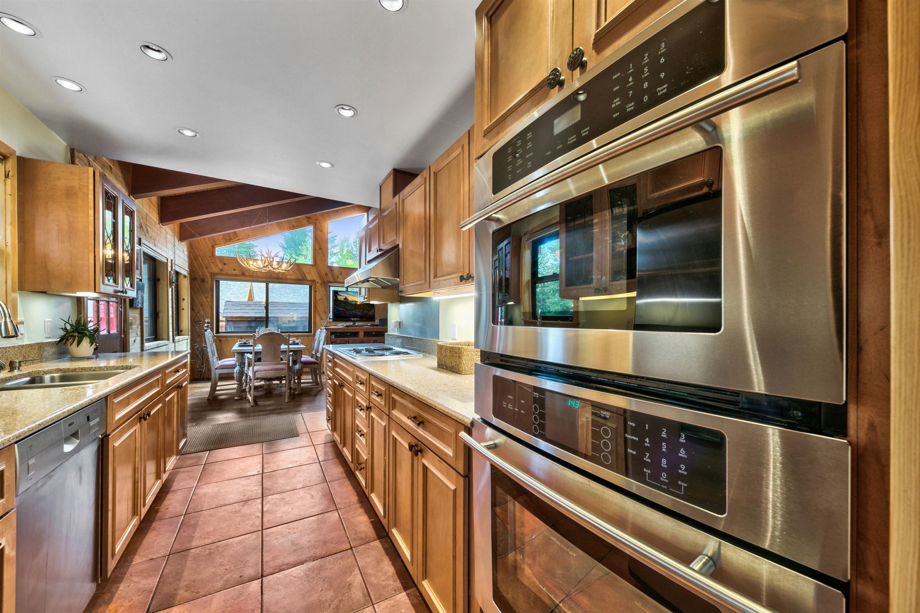 12525 Falcon Point Place