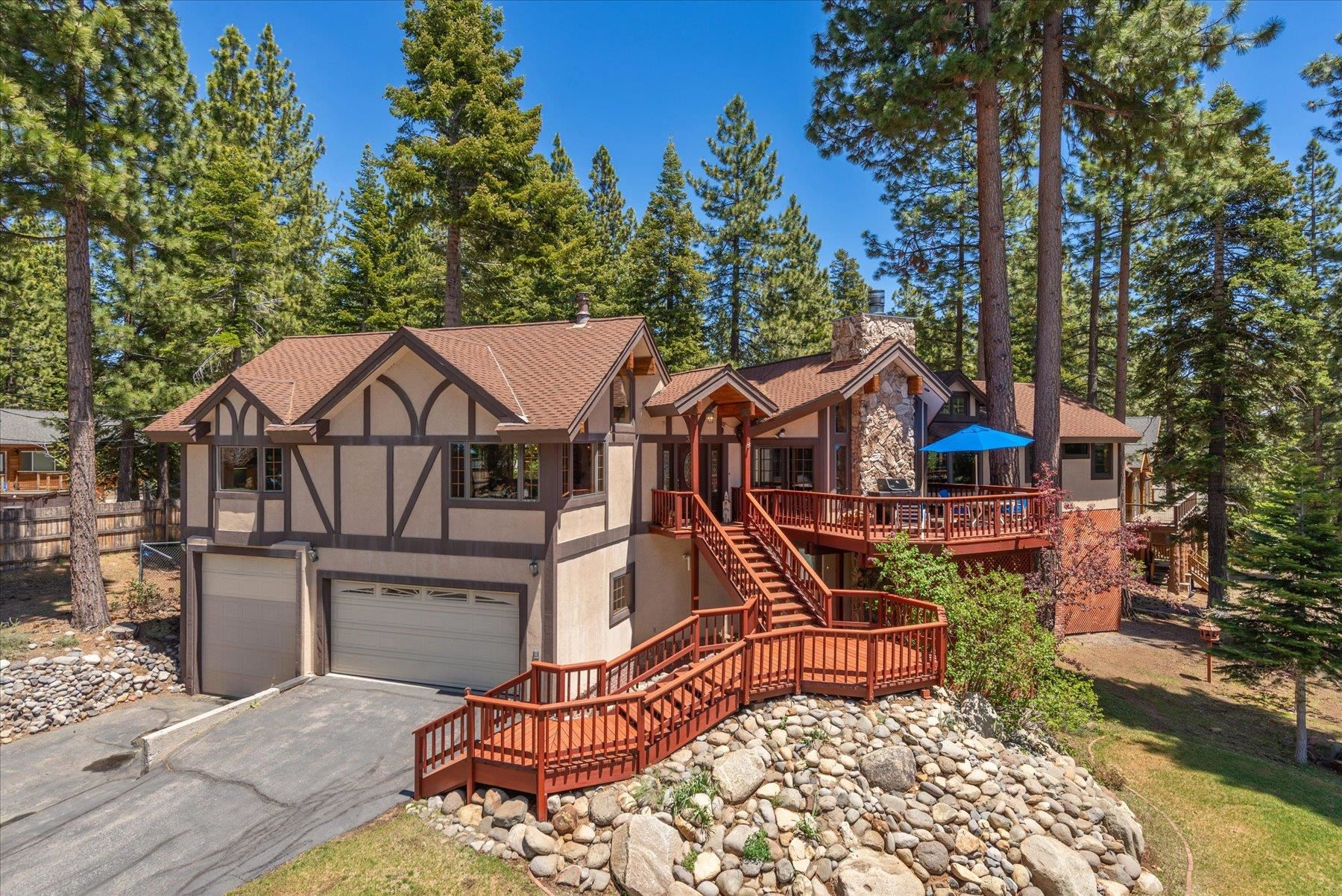 3105 Polaris Road