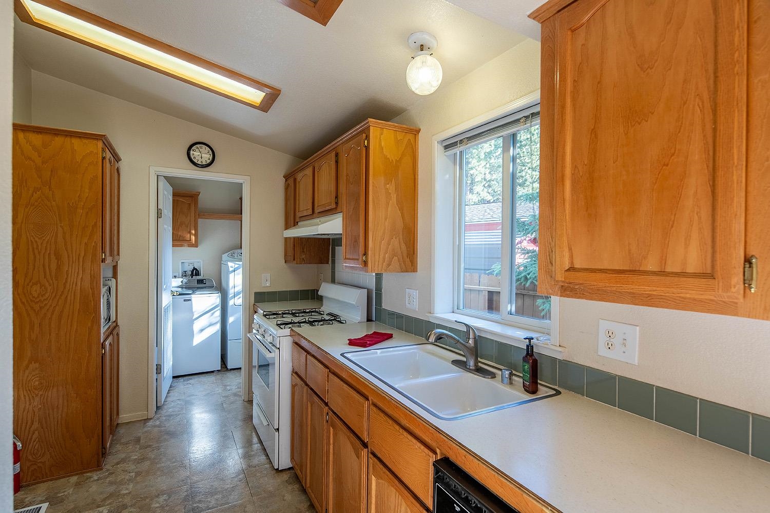 10100 Pioneer Trail Unit: 83