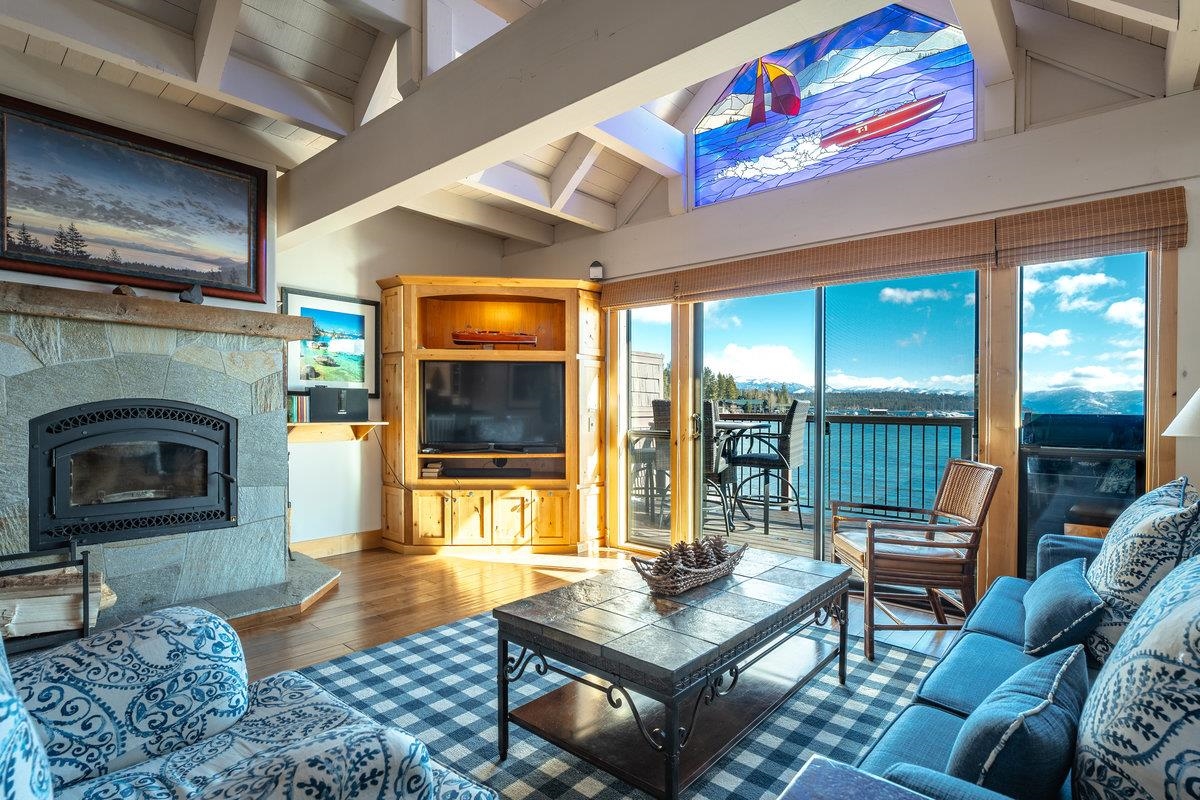 270 N North Lake Boulevard Unit: 39