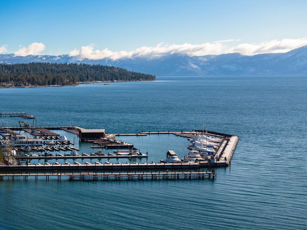 270 N North Lake Boulevard Unit: 39