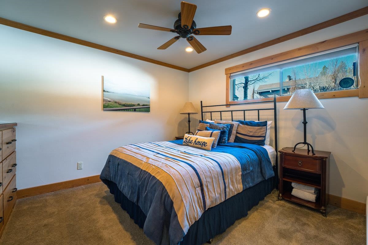 270 N North Lake Boulevard Unit: 39