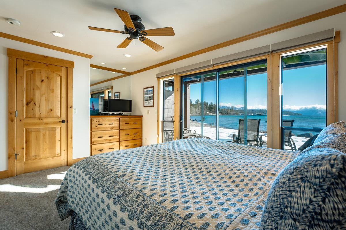 270 N North Lake Boulevard Unit: 39