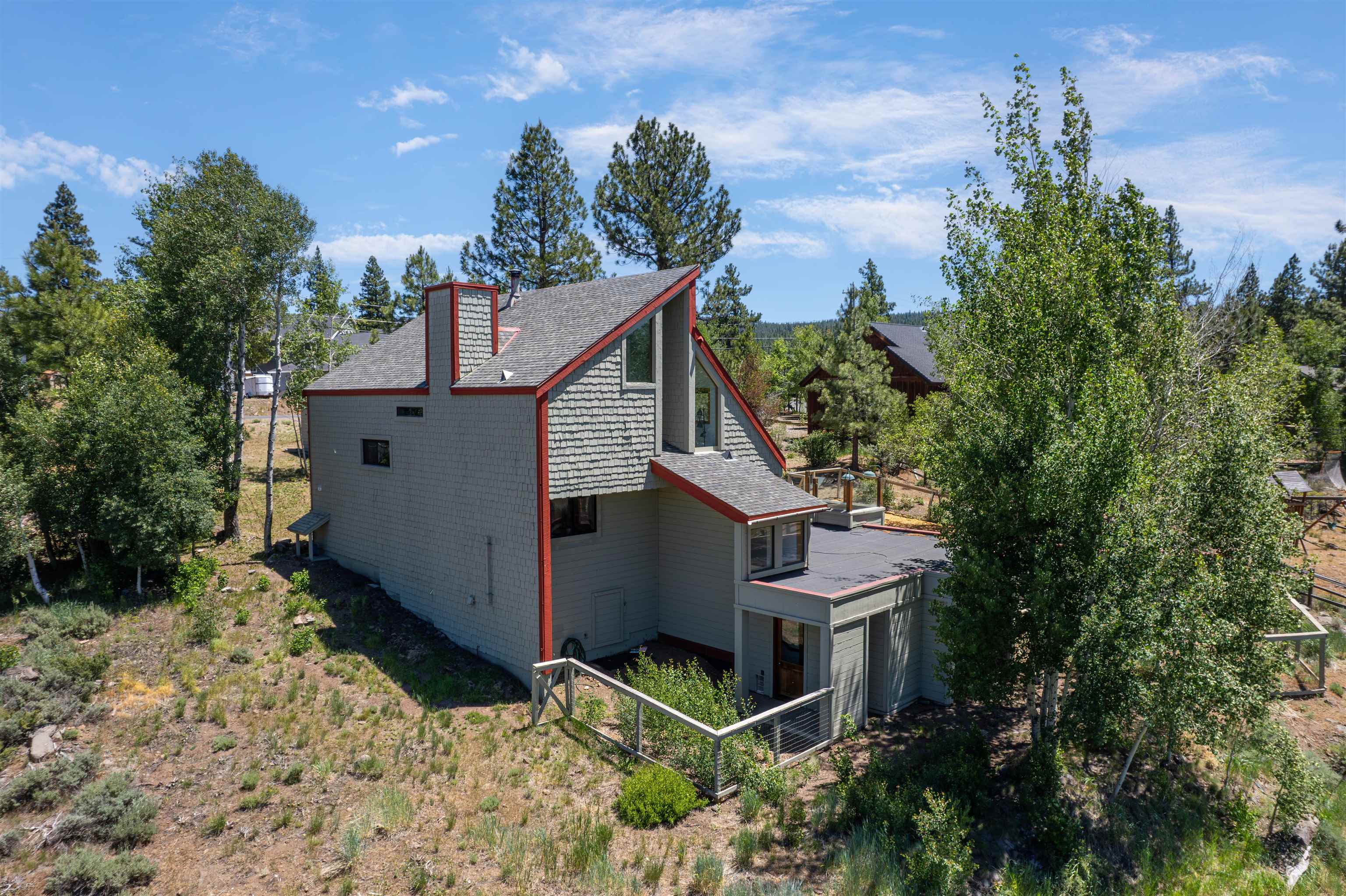 10390 Manchester Drive