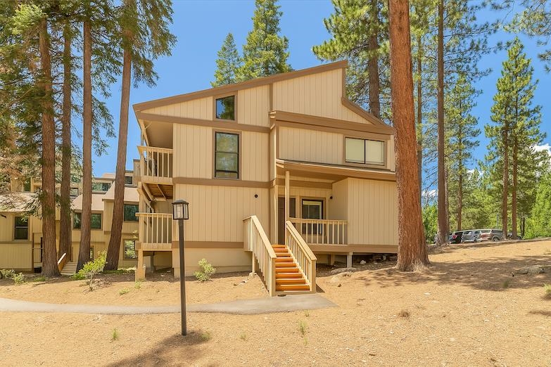 1001 Commonwealth Drive Unit: 68