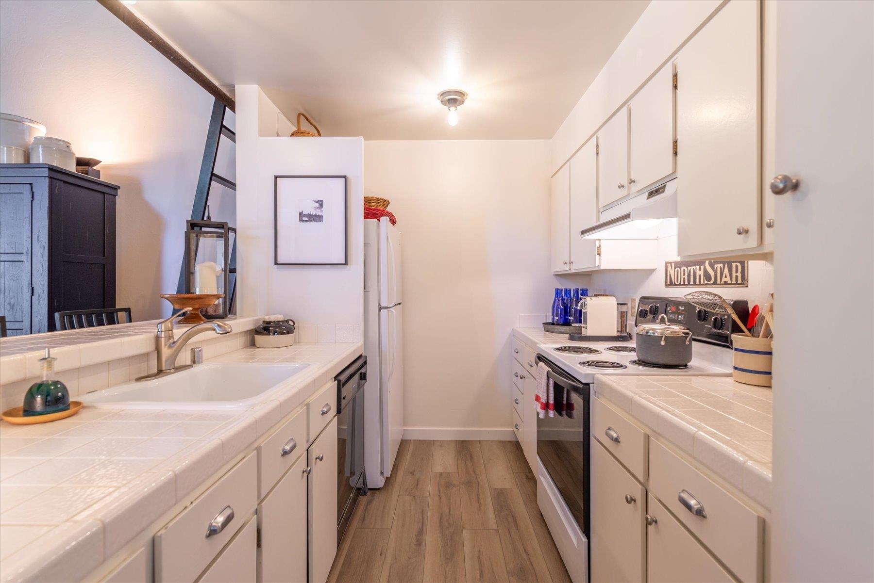 1001 Commonwealth Drive Unit: 68