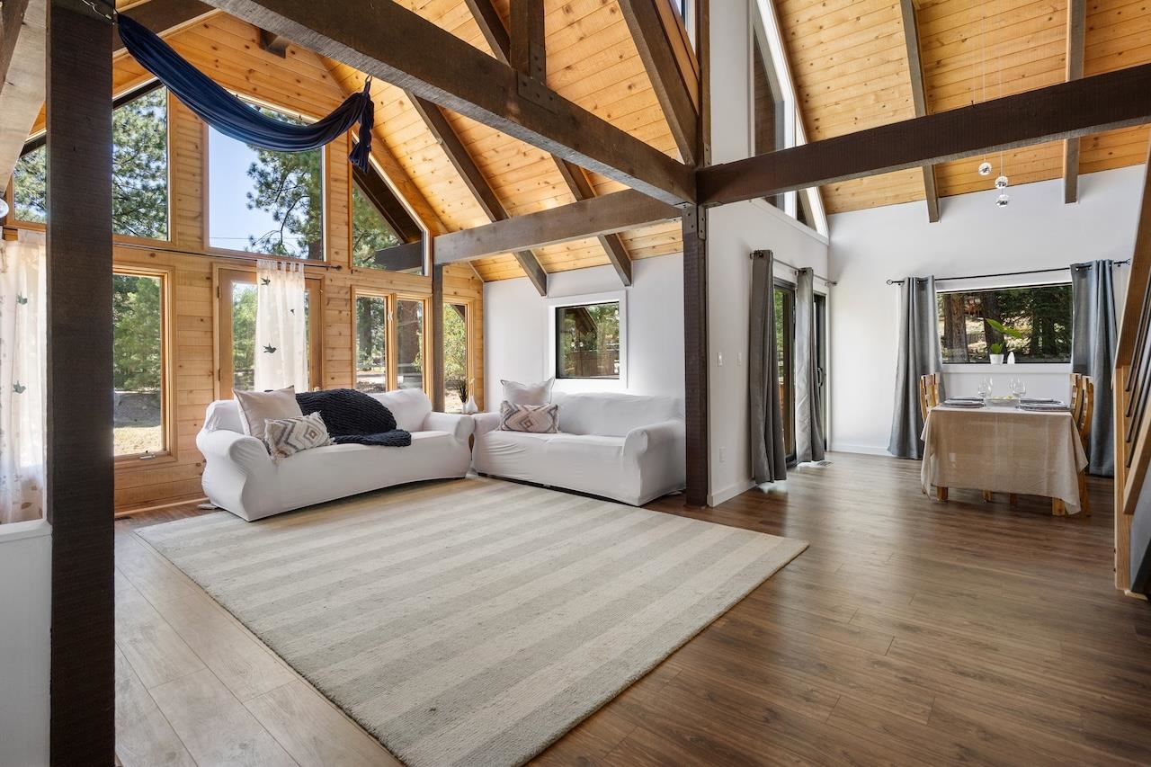 15031 Glenshire Drive