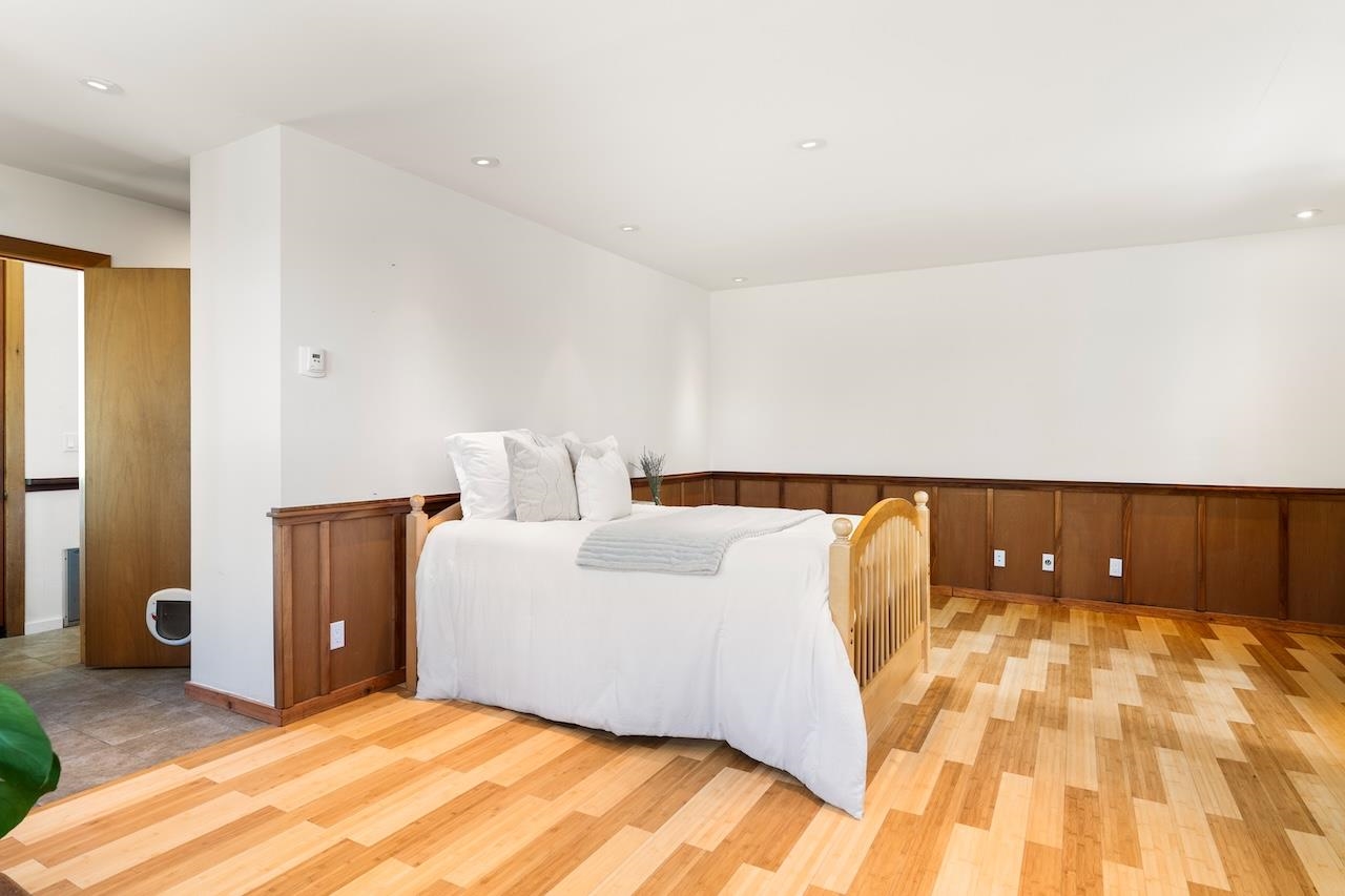 10390 Manchester Drive