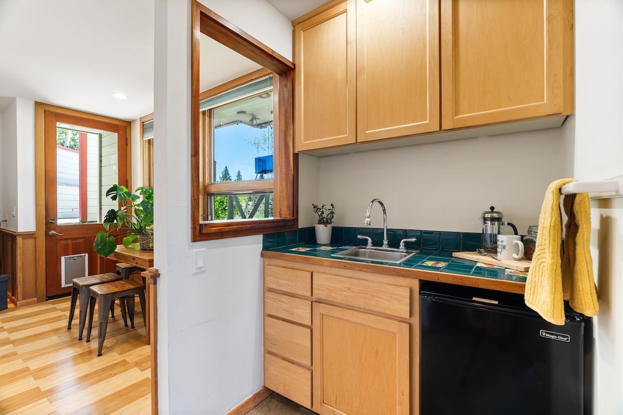 10390 Manchester Drive