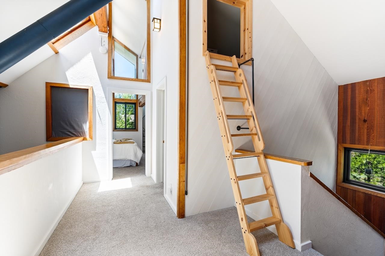 10390 Manchester Drive