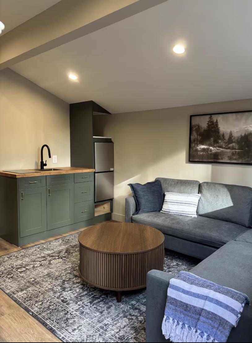 8525 Dolly Varden Avenue