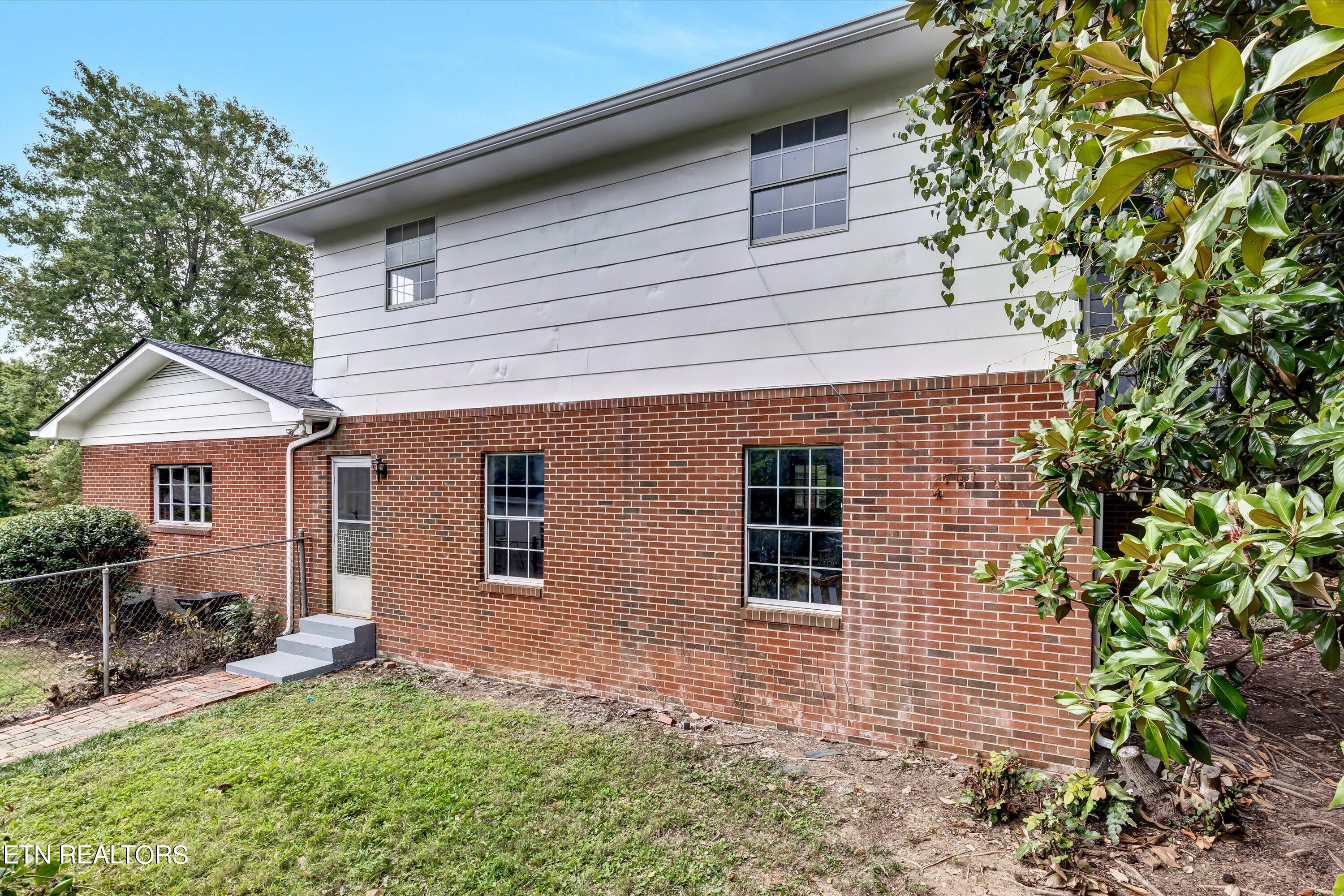 311 Newcastle Rd