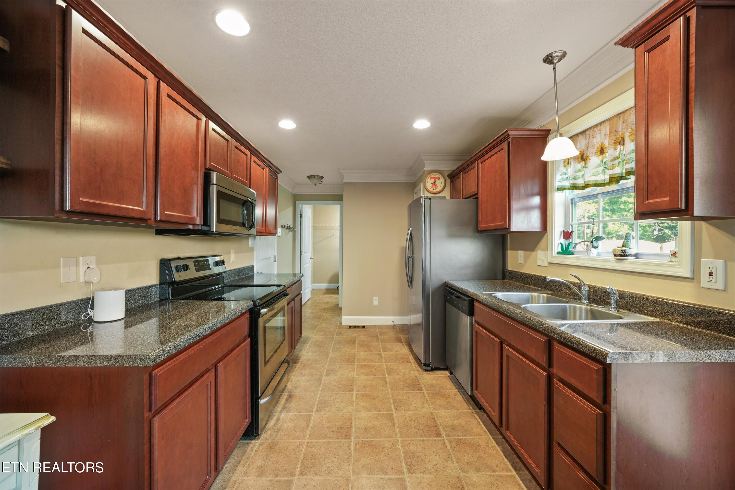 1729 Point Wood Drive
