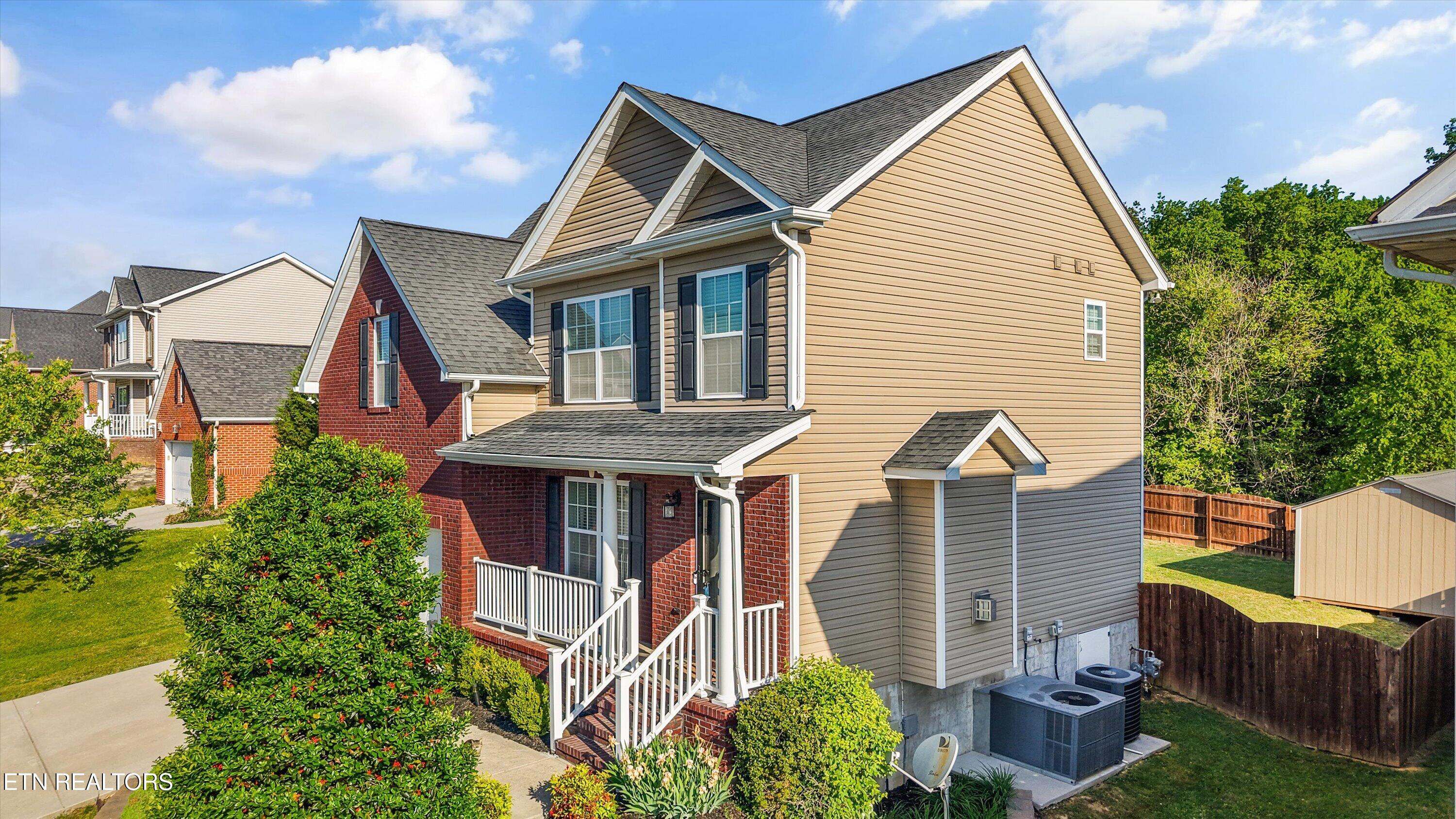 1729 Point Wood Drive