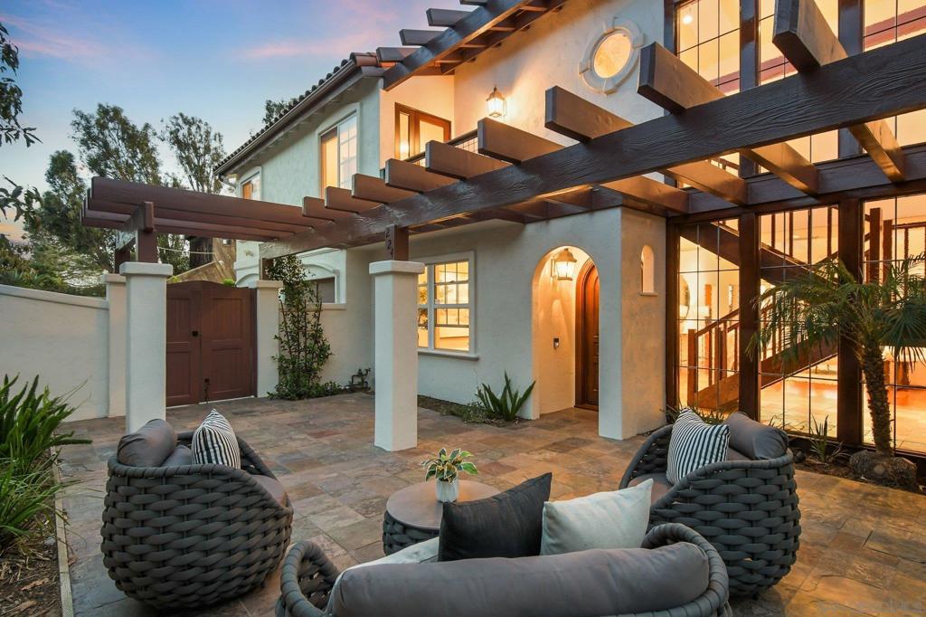 224 Seeman Drive
