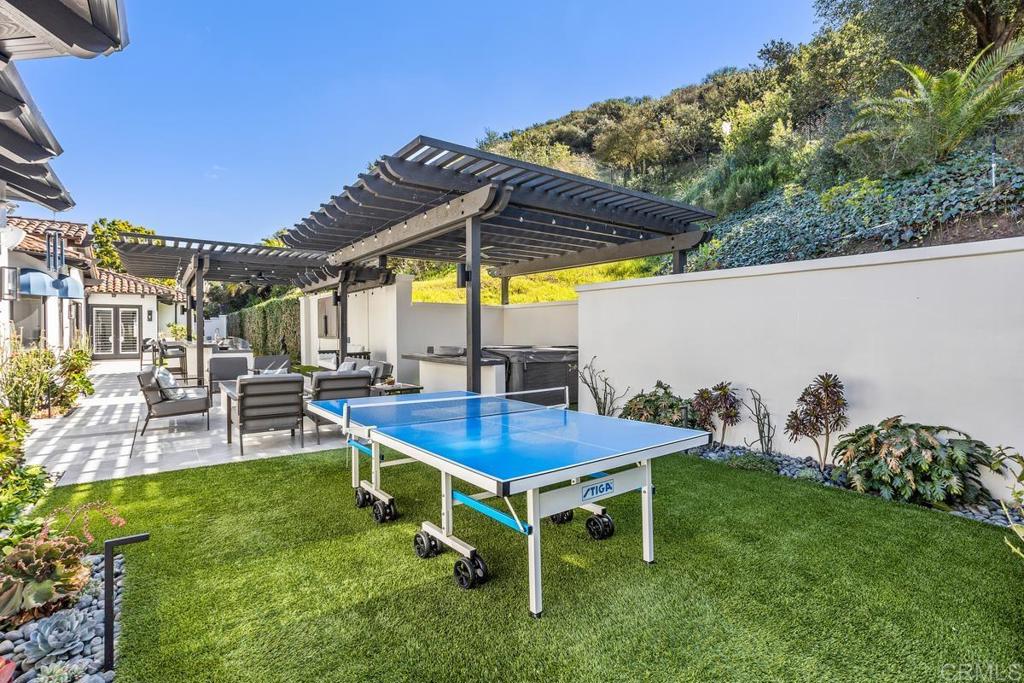 6273 Clubhouse Drive