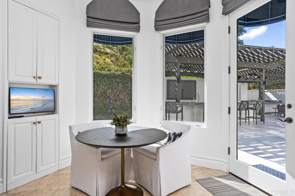 6273 Clubhouse Drive