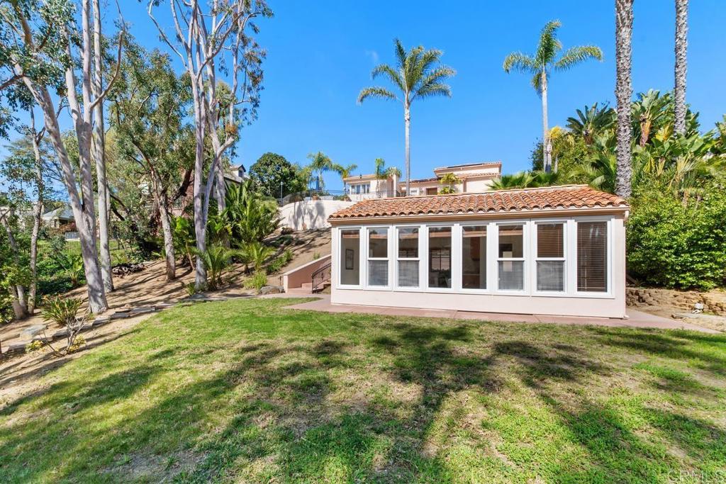 17249 Camino De Montecillo