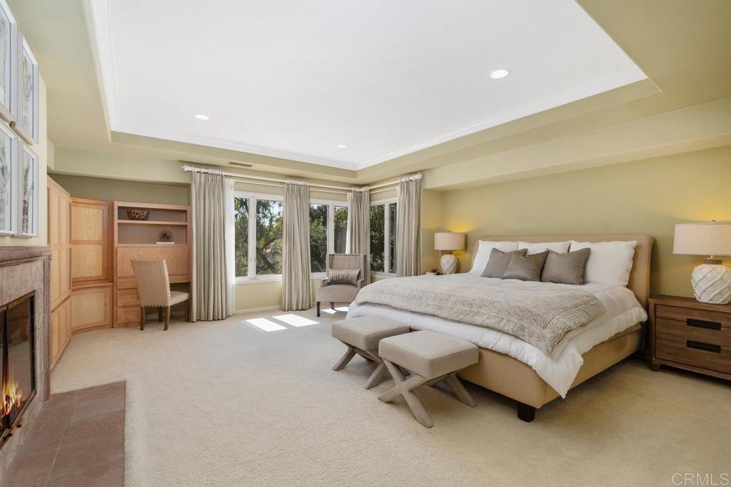 17249 Camino De Montecillo