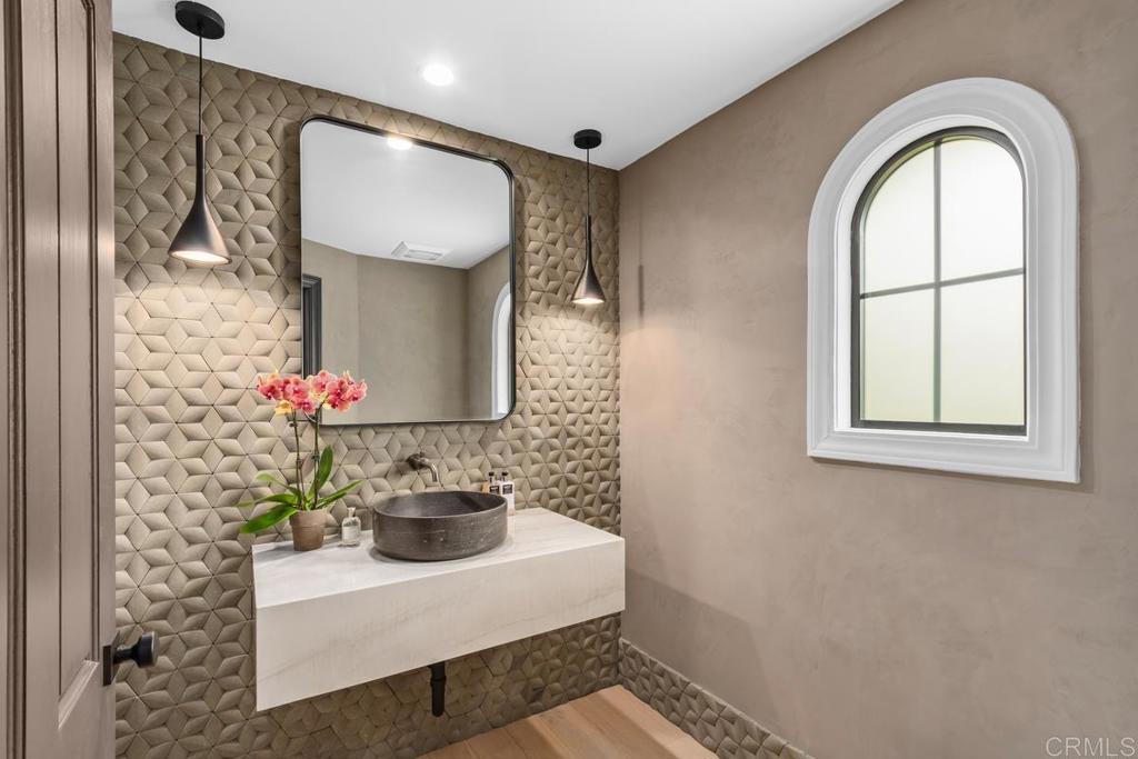 16770 Via De Los Rosales