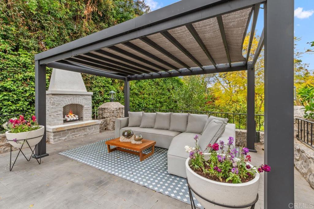 16770 Via De Los Rosales