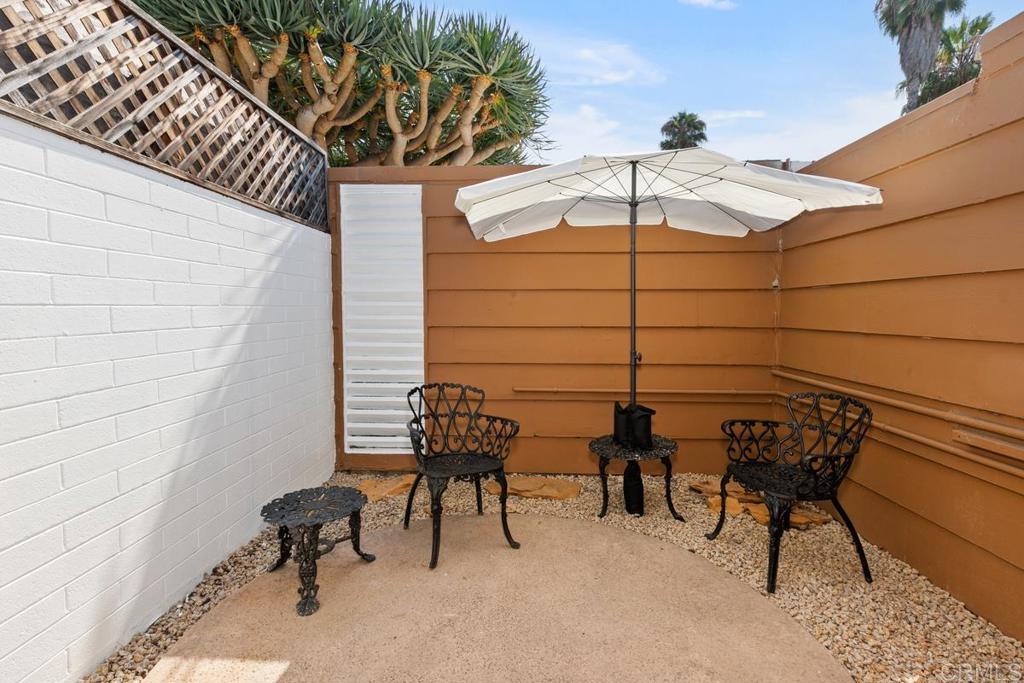 8020 Paseo Del Ocaso