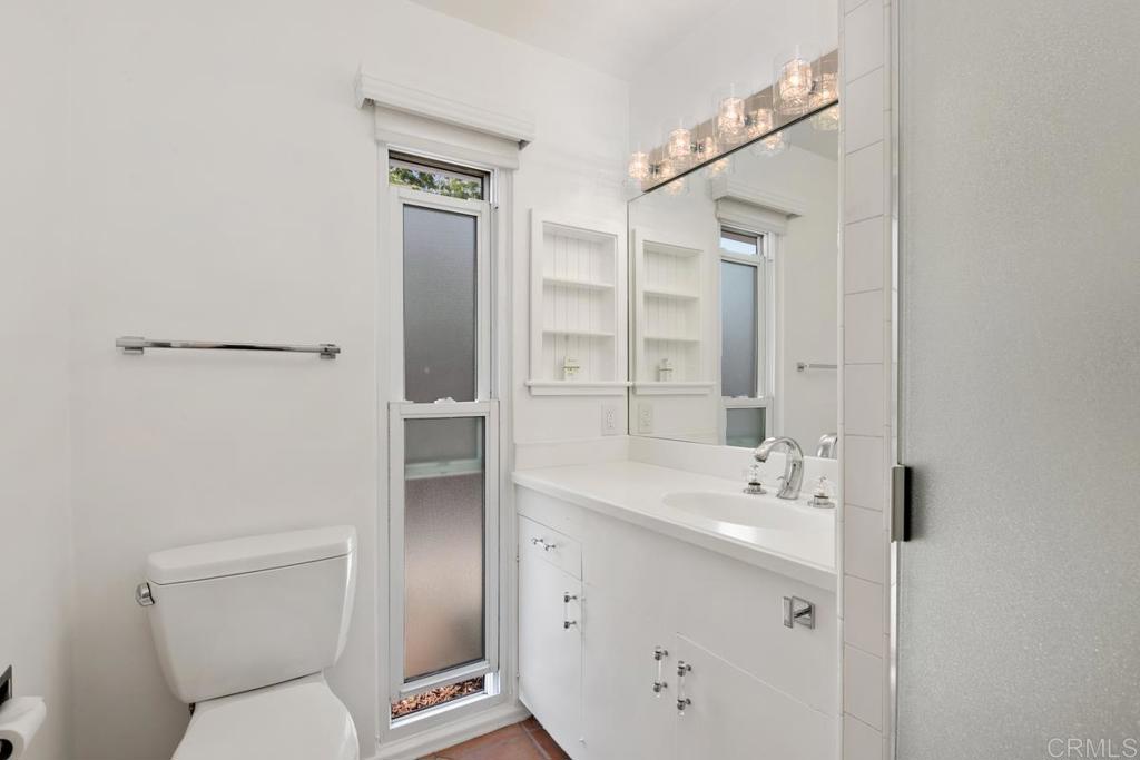 8020 Paseo Del Ocaso