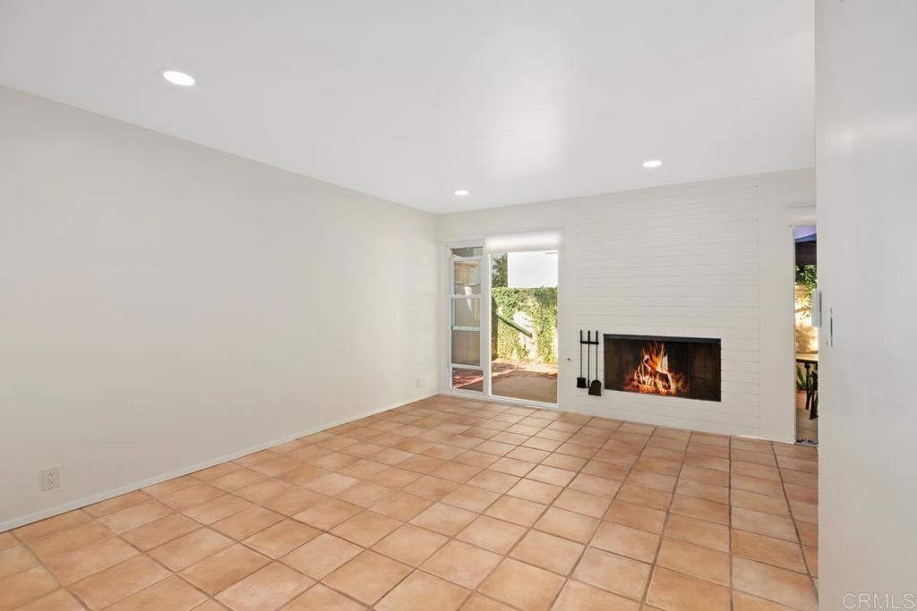 8020 Paseo Del Ocaso