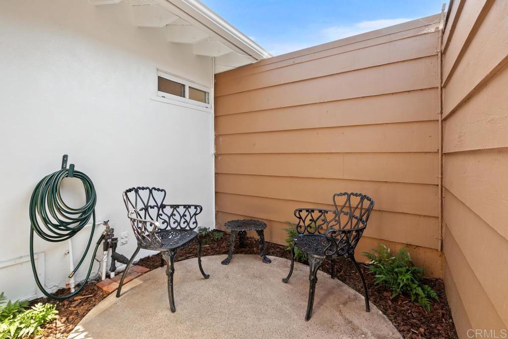 8020 Paseo Del Ocaso