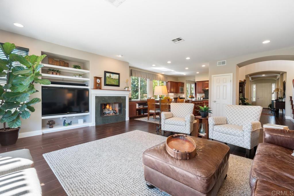 11323 Luxembourg Way