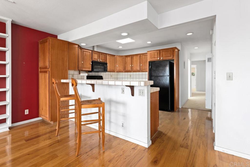 2319 21 Newcastle Aveue