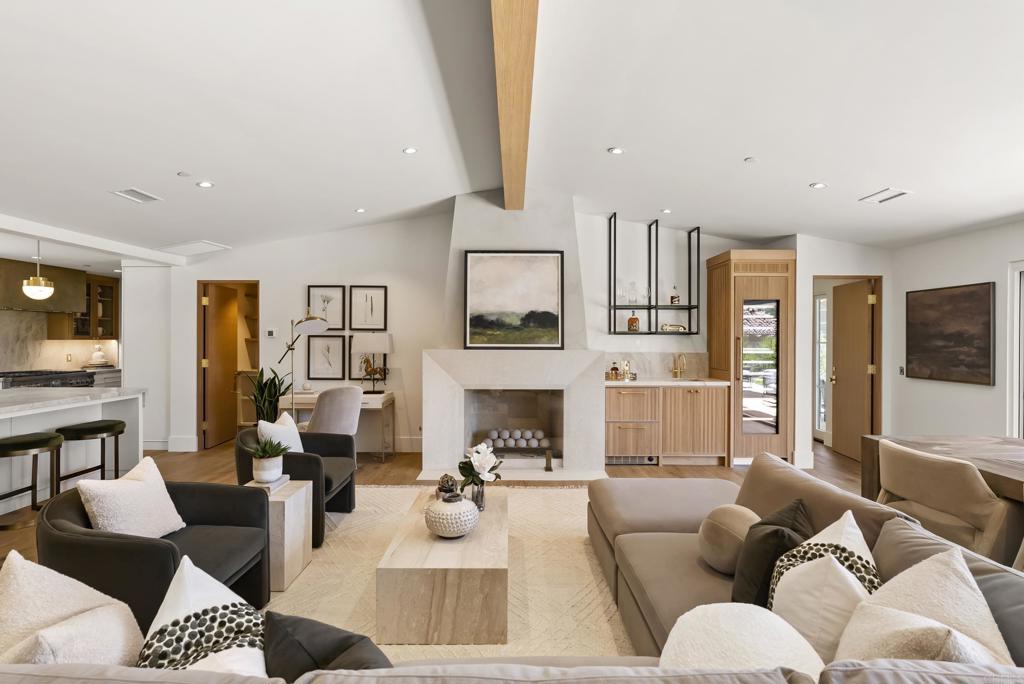 5927 Linea Del Cielo -Elm