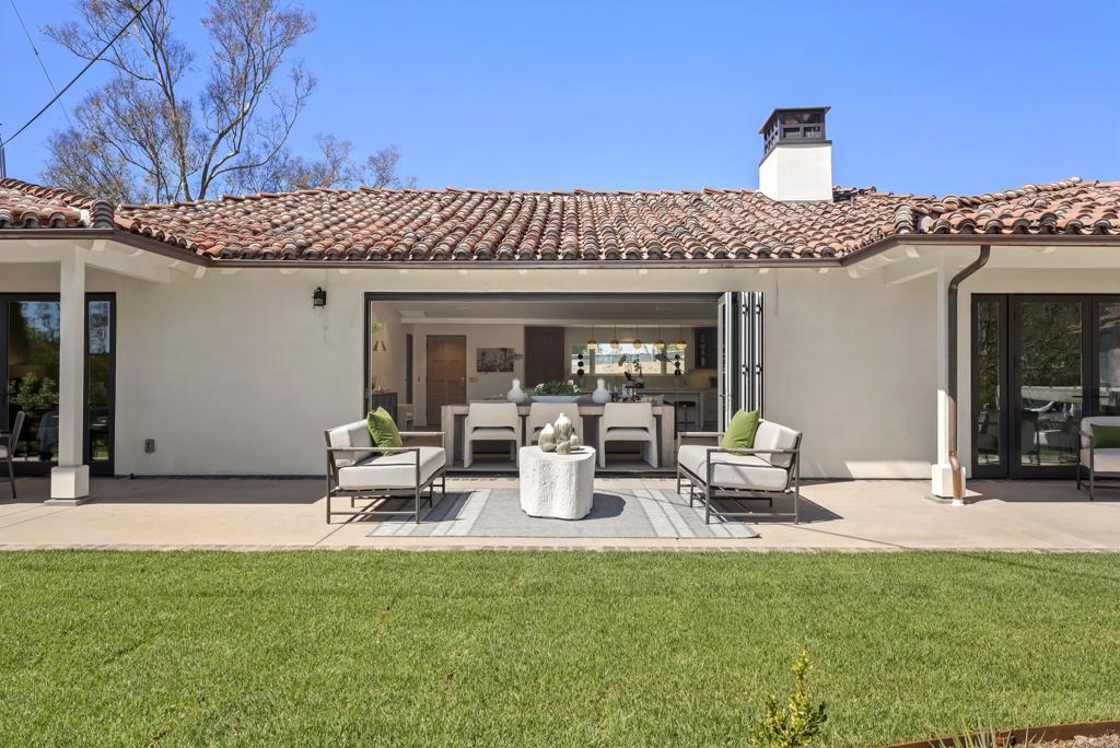 5927 Linea Del Cielo -Elm