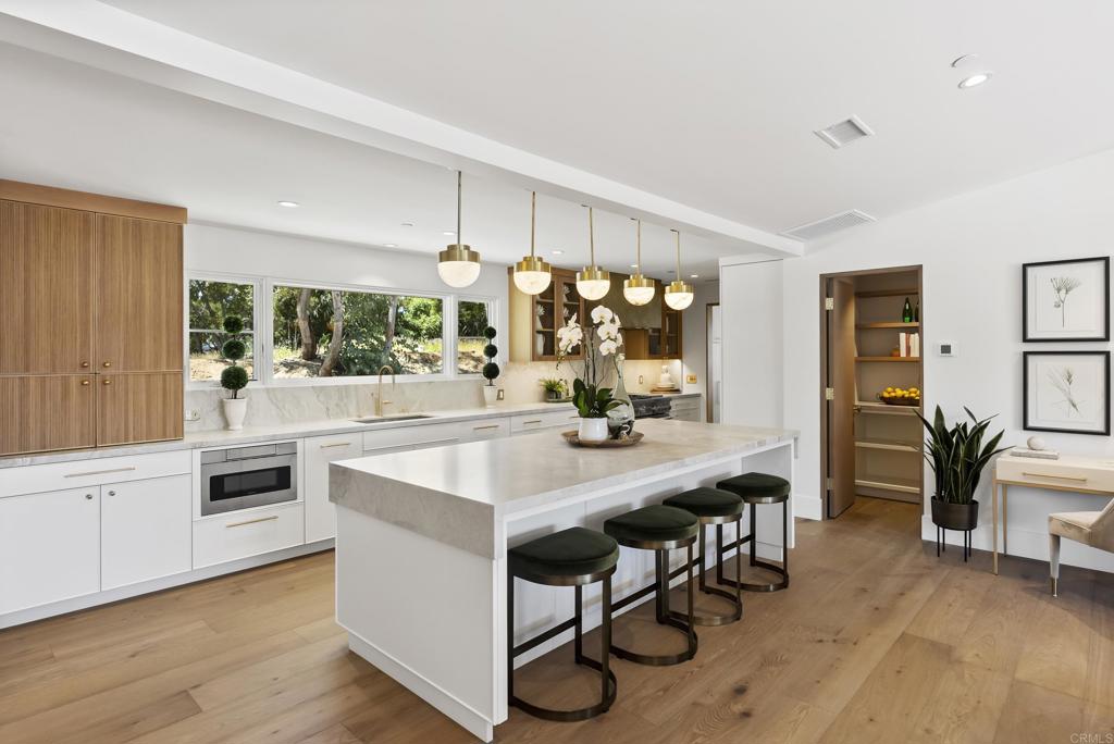 5927 Linea Del Cielo -Elm