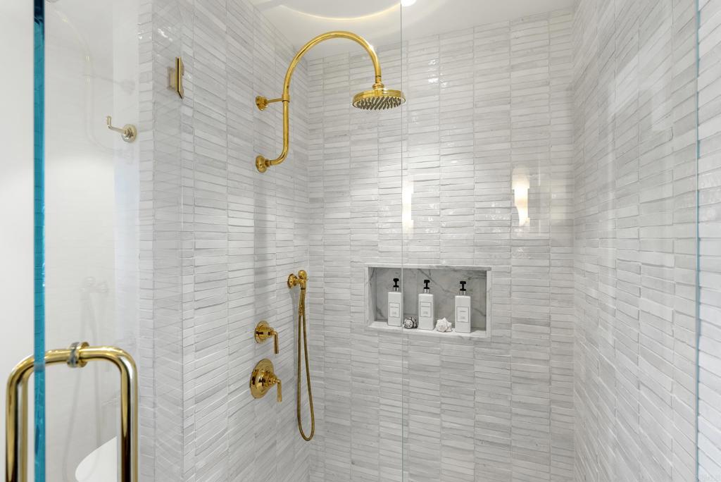 5927 Linea Del Cielo -Elm