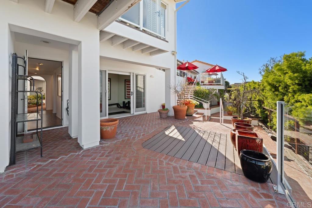 1420 La Jolla Knoll