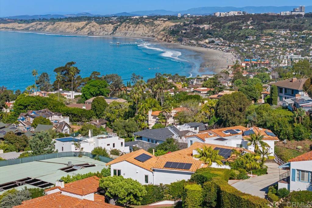 1420 La Jolla Knoll