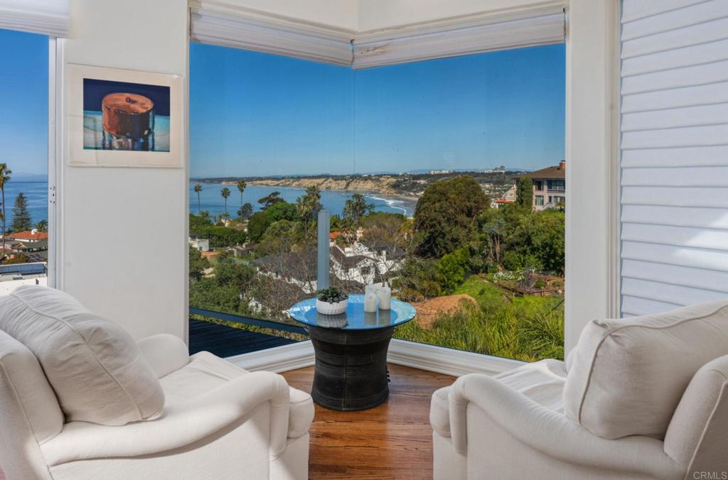 1420 La Jolla Knoll