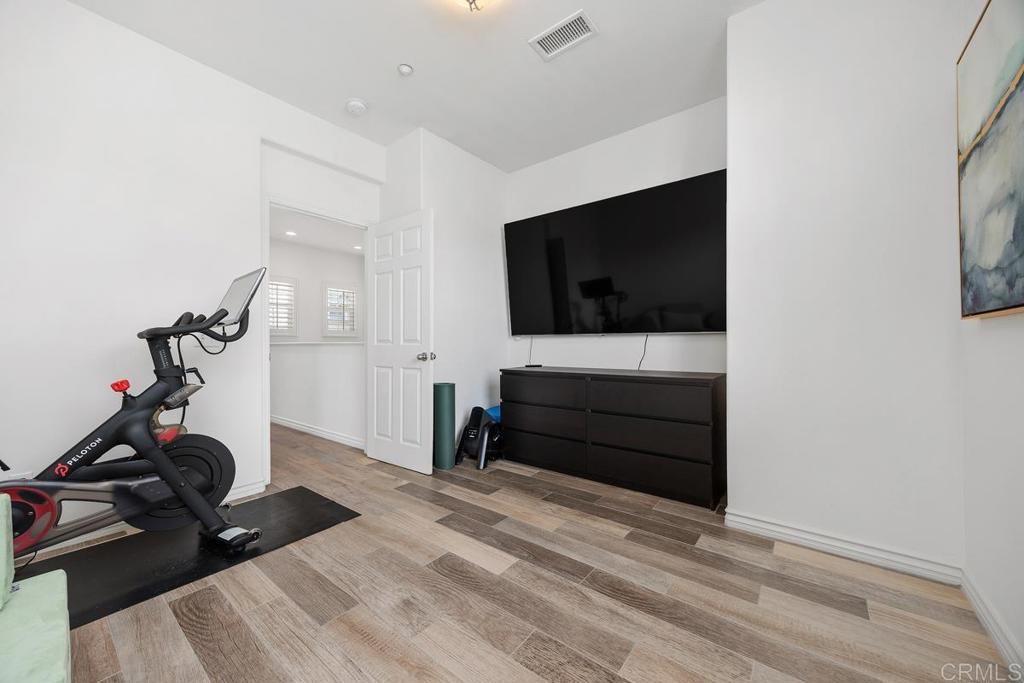 410 Pipes Lane