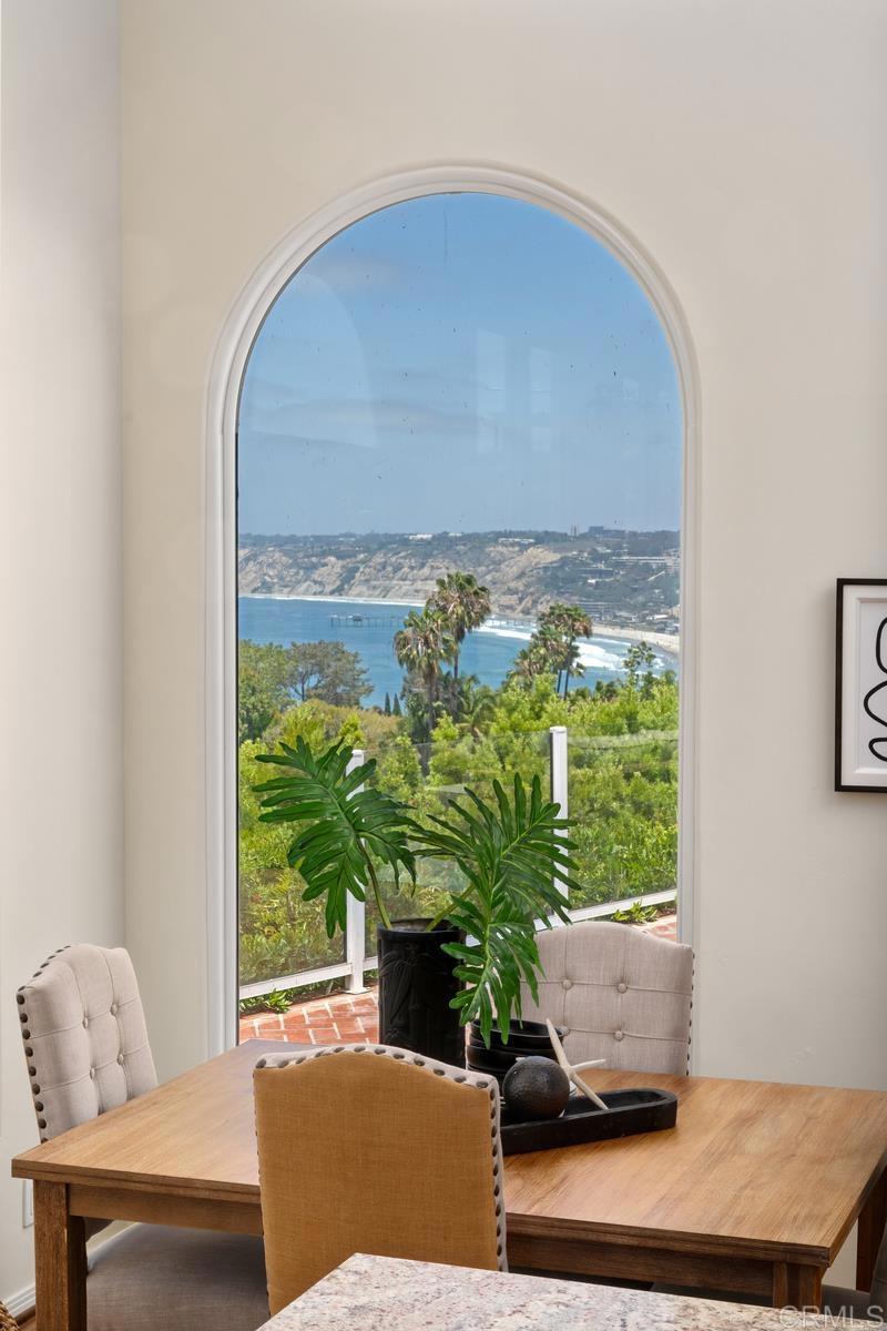 1420 La Jolla Knoll
