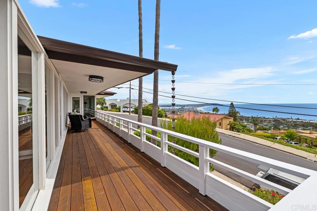 1010 La Jolla Rancho Rd